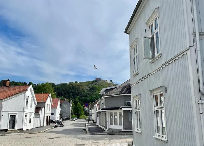 Apartamento Sentral Og Fargerik Bygardsleilighet Halden