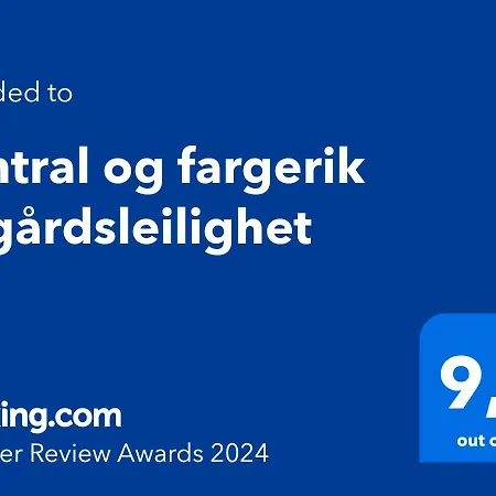 Sentral Og Fargerik Bygardsleilighet Apartman